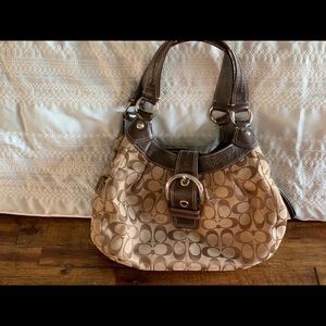 Hobo style Coach purse
